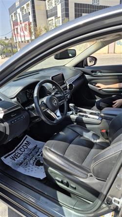 نيسان ألتيما